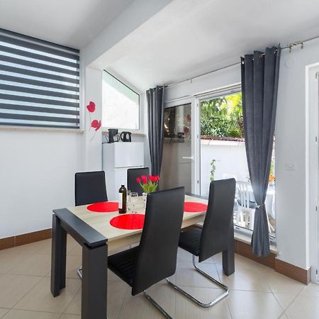 Family Apartment Romina فيرسار المظهر الخارجي الصورة