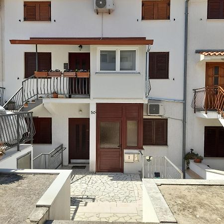 Family Apartment Romina فيرسار المظهر الخارجي الصورة